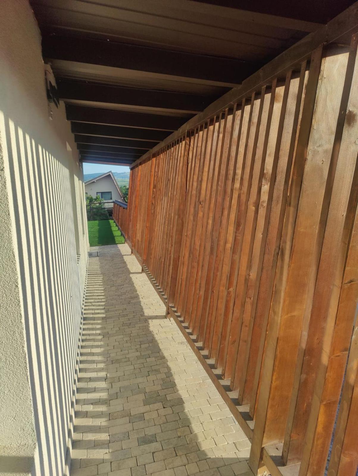 Luxus Cluj Airport Apartments Экстерьер фото